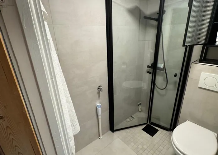 Pa Ovre Gruenerlokka * Oslo